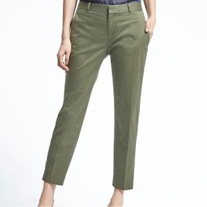 Banana Republic Avery Women's Green Khaki Pants Size 8
